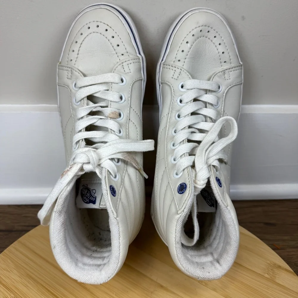 Vans Sk8-Hi Sneakers Women 7 Men 5.5 Off-White Leather High Top Blue Trim Skater